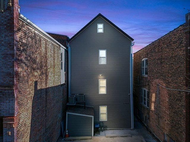 Front of multi family