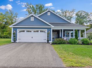 23 Henry Dr #23, Moosup, CT 06354