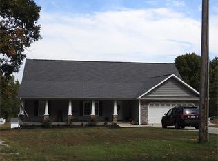 600 Sunset Rd, Hanson, KY 42413