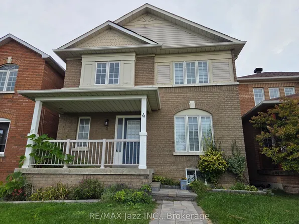 4 McCartney Ave, Whitby, ON L1R 2Y3
