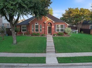 6310 Nueces Bay Dr, Rowlett, TX 75089