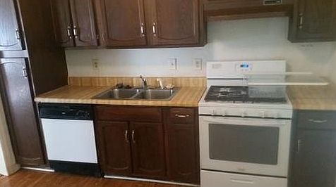 3rd image of 3415 Timbercreek Dr