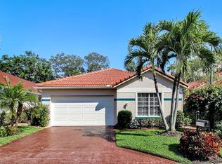 128 Livermore Ln, Naples, FL 34119