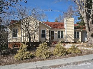 803 Lee St, Blacksburg, VA 24060