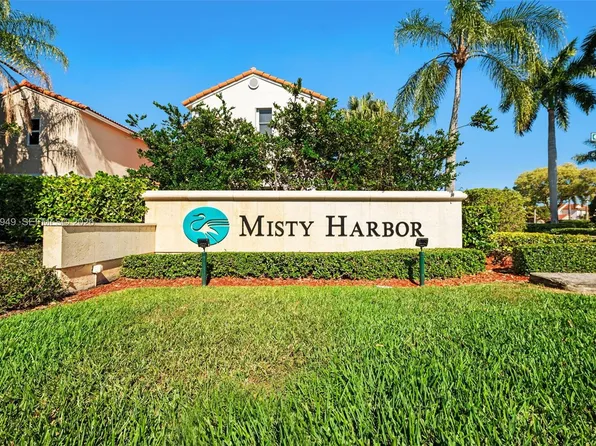 1026 SW 180th Ter, Pembroke Pines, FL 33029