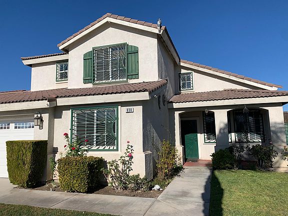 2nd image of 830 Riverwalk Dr #1
