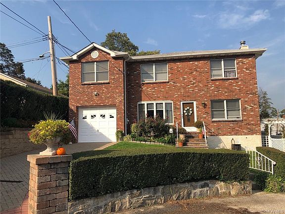 3rd image of 18 Floral Ln