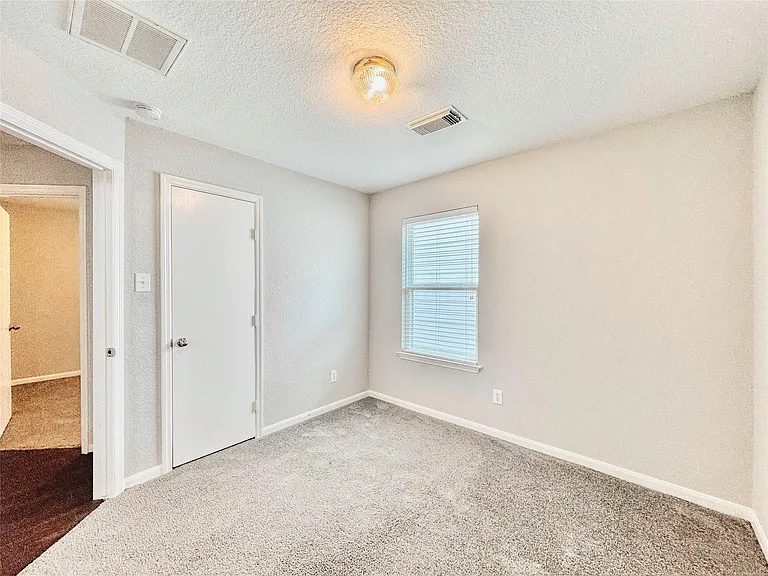 13327 Belvedere Park Ct — Photo 6