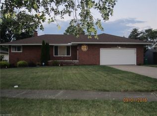 1141 Mayfair Dr, Seven Hills, OH