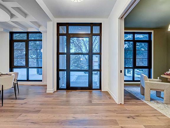 3rd image of 3207 E Alfege St SW