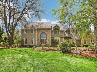 18505 Woodberry Ct, Brookfield, WI 53045