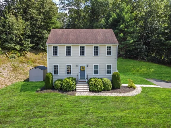 16 Rose Ln, Uxbridge, MA 01569