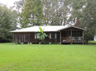 189 Ruston Rd, Carriere, MS 39426