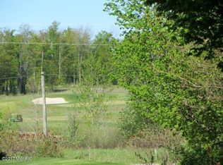 8637 Sun Bay Ct, Williamsburg, MI
