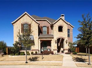 6801 Wren Ln, North Richland Hills, TX 76182