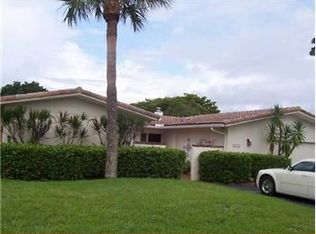 10 Castle Harbor Isle, Fort Lauderdale, FL 33308
