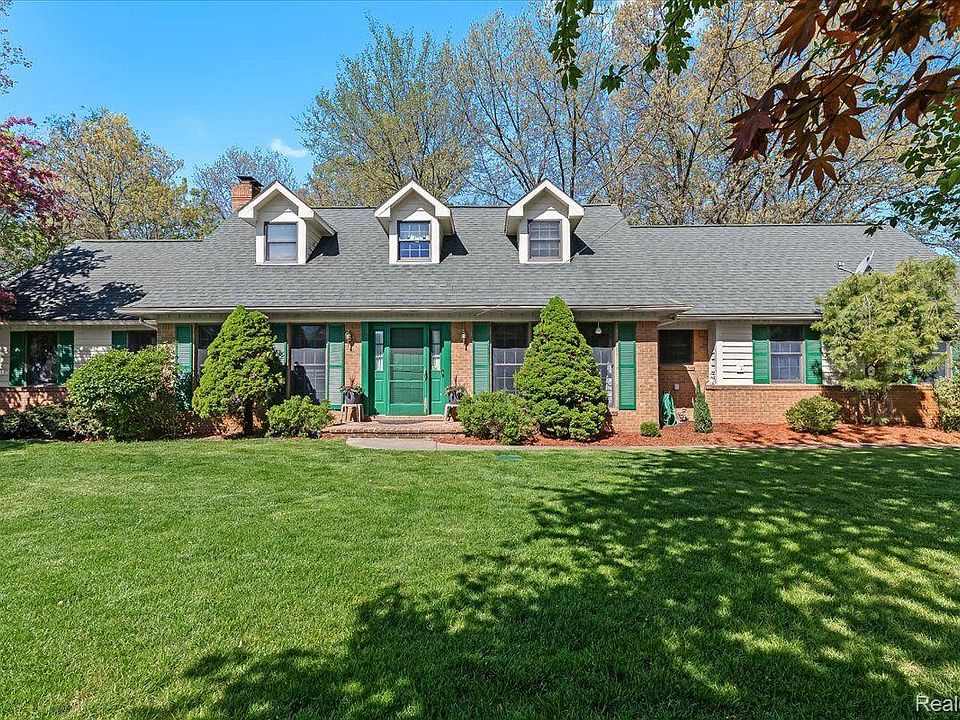 1st image of 234 Granada Dr