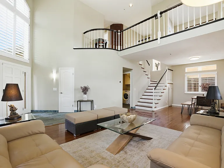 Lighthouse Ct — Photo 14