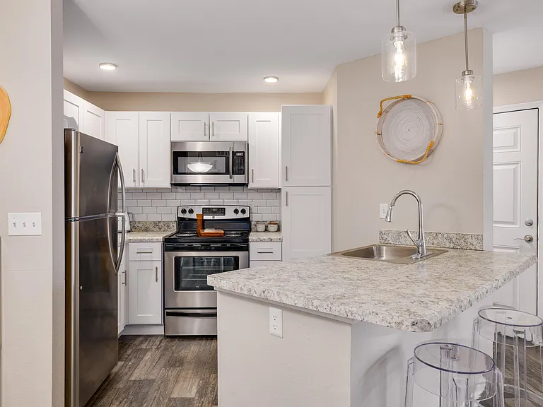 Fusion Apartments — Photo 20