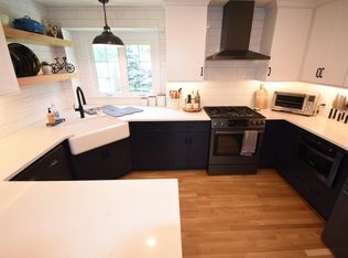 45 Maize Corn Rd, Portsmouth, RI 02871