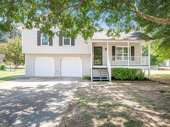 16 Pebble Brook Ct, Cartersville, GA 30120