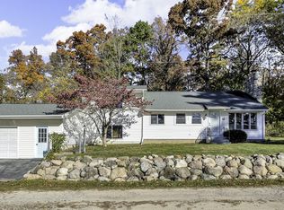 189 Goldsmith Dr, Clarklake, MI 49234