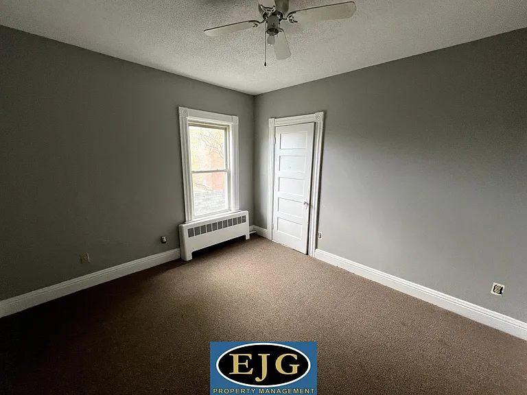 34-36 Cheney Pl #3F — Photo 14