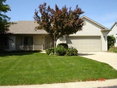 2616 Schade West Dr #21, Midland, MI, 48640