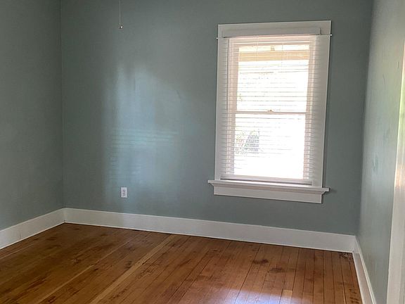 5th image of 206 W Whitman Dr Unit 1