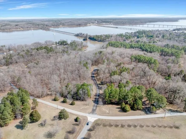 10/AC Forest Hill St, Clarksville, VA 23927