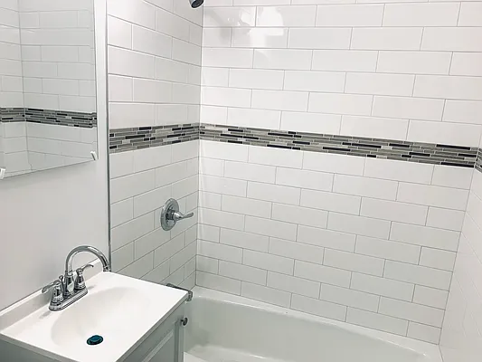 Rented by R New York | media 26