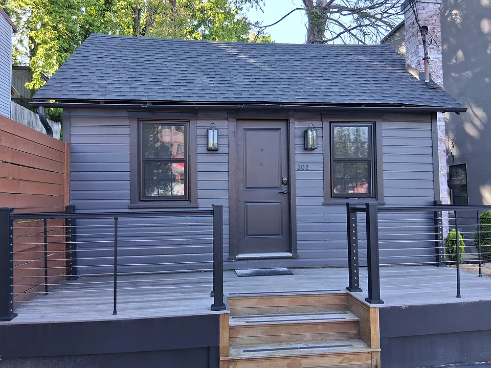 302 Linden St
