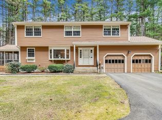 11 Green Needles Rd, Littleton, MA 01460