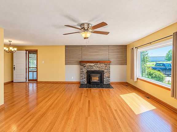 5th image of 14751 W Michigan Ave