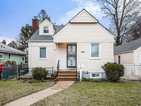 2nd image of 382 Vincent Ave