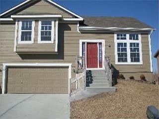 5th image of 7704 NW 122nd St