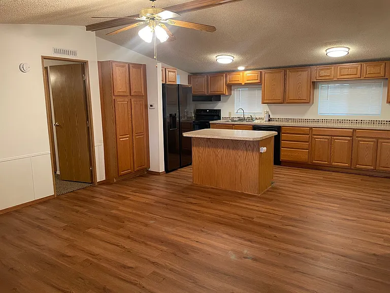 4431 Road 6.5 NE — Photo 4