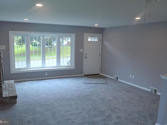 4th image of 3624 N Clearwater Ln