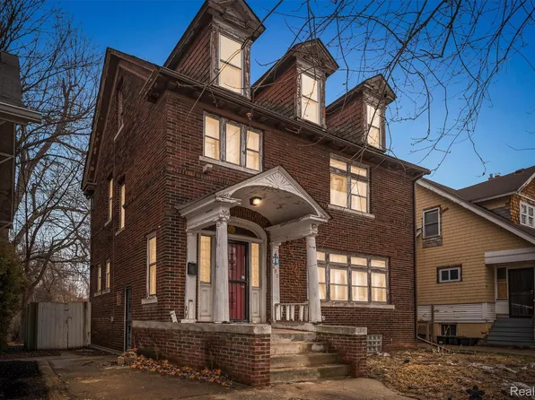 880 Algonquin St, Detroit, MI 48215