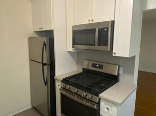2620 F St APT 3, Sacramento, CA 95816
