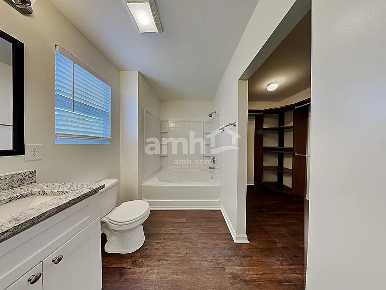 4335 Lochurst Dr — Photo 14
