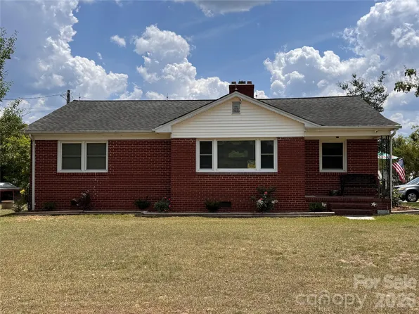 1821 Overbrook Rd, Kershaw, SC 29067