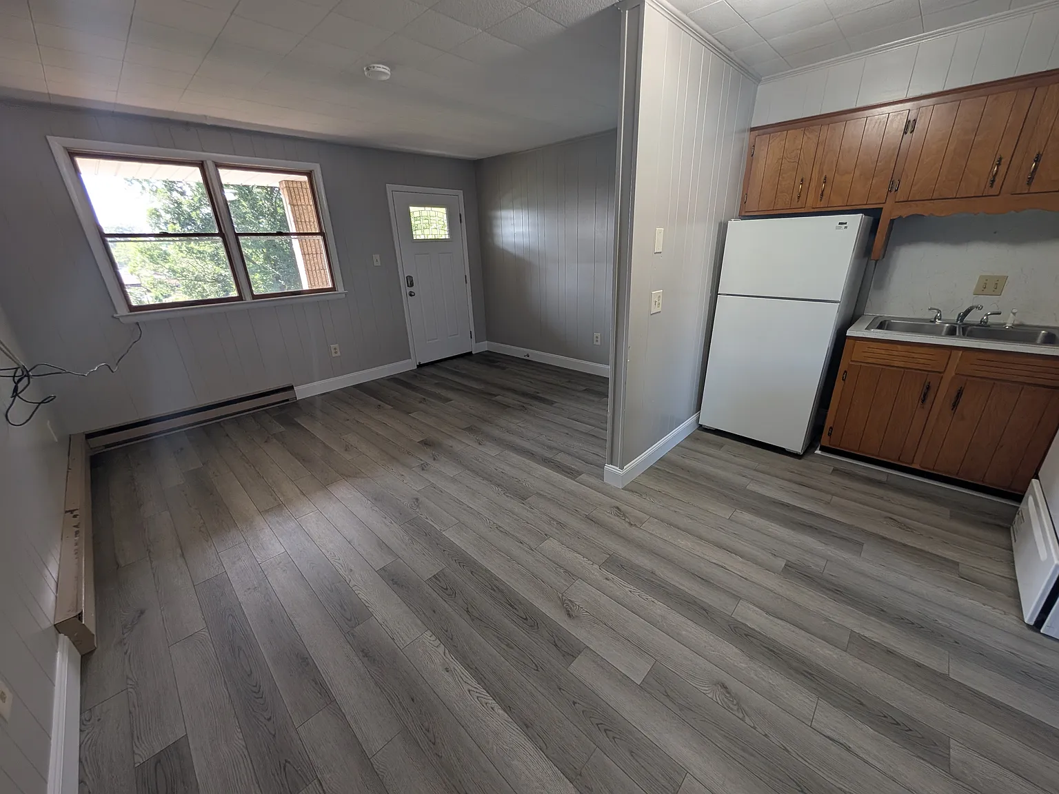 Studio, 364 sqft, $900 — Photo 1