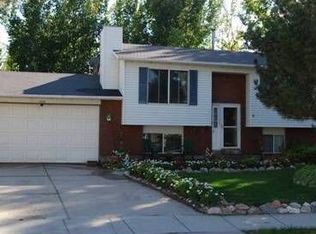 1219 W Galilee Cir, West Jordan, UT 84088