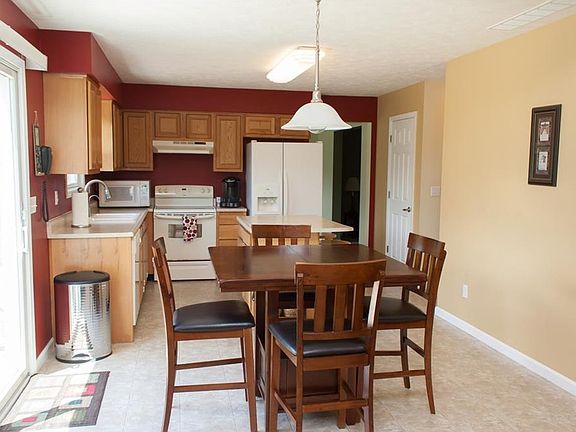 4th image of 1301 S Drew Ln
