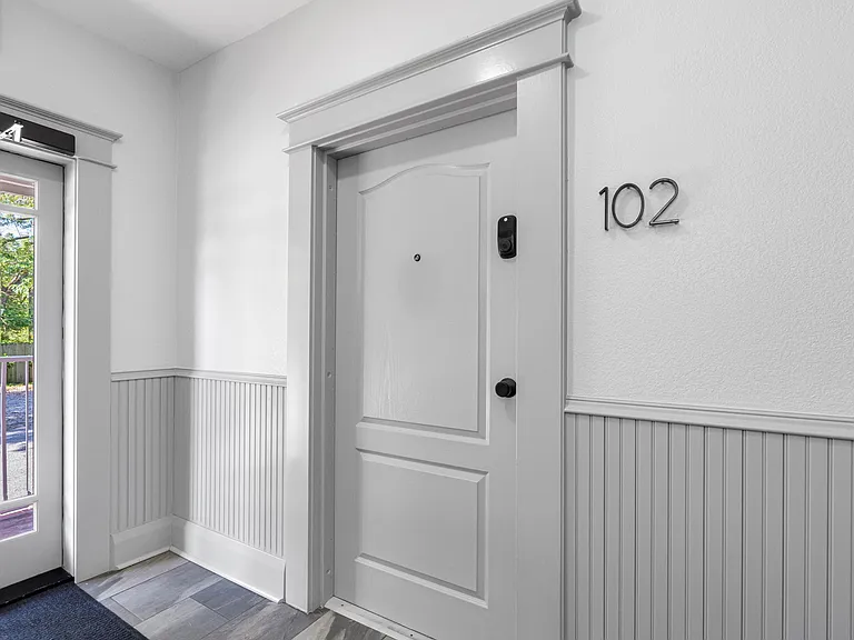 306 E Selma Ave #102 — Photo 16