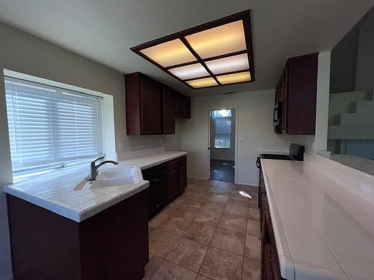 8848 Hiddenspring Way — Photo 4