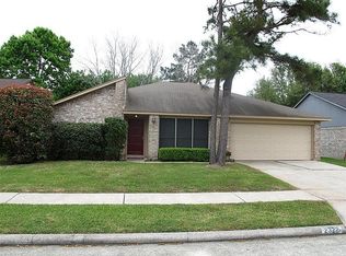 2322 Leading Edge Dr, Friendswood, TX 77546