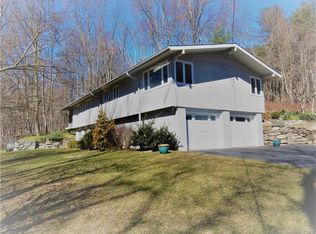 45 Codfish Ln, Weston, CT 06883