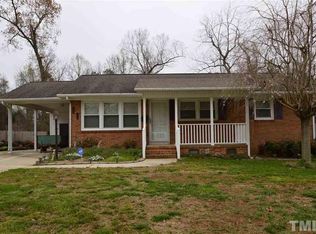 302 Doggett Dr, Graham, NC 27253